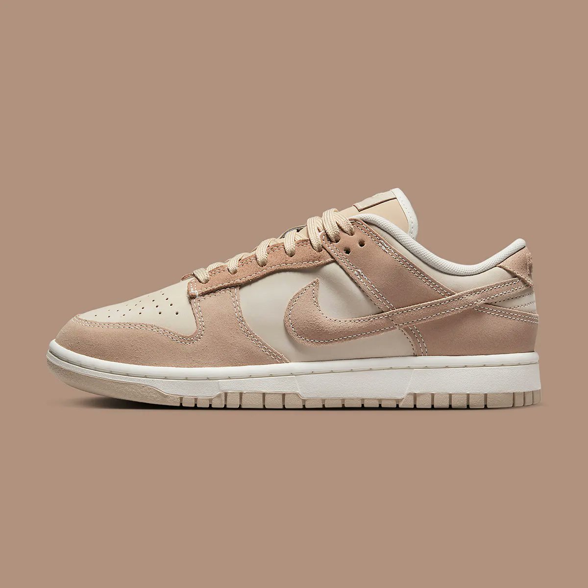 JustFreshKicks's tweet photo. Official Look at a new upcoming Nike Dunk Low “Sanddrift” ⏳ https://t.co/8eUSVxuTRp