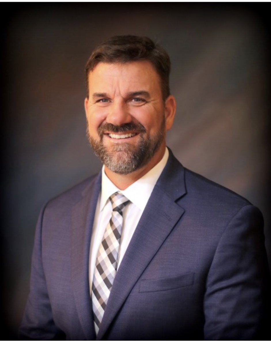 Congratulations to Andy Shaw, former longtime head baseball coach at Alexandria HS, for being elected to the ALABCA Hall of Fame. He’ll be inducted Friday Dec. 9 at the Wynfrey Hotel in Hoover. @alexandria_cubs <a href="/ValleyCubBSBL/">Alexandria Baseball</a> <a href="/AHSAAUpdates/">AHSAA</a> <a href="/BenThomasPreps/">Ben Thomas</a>