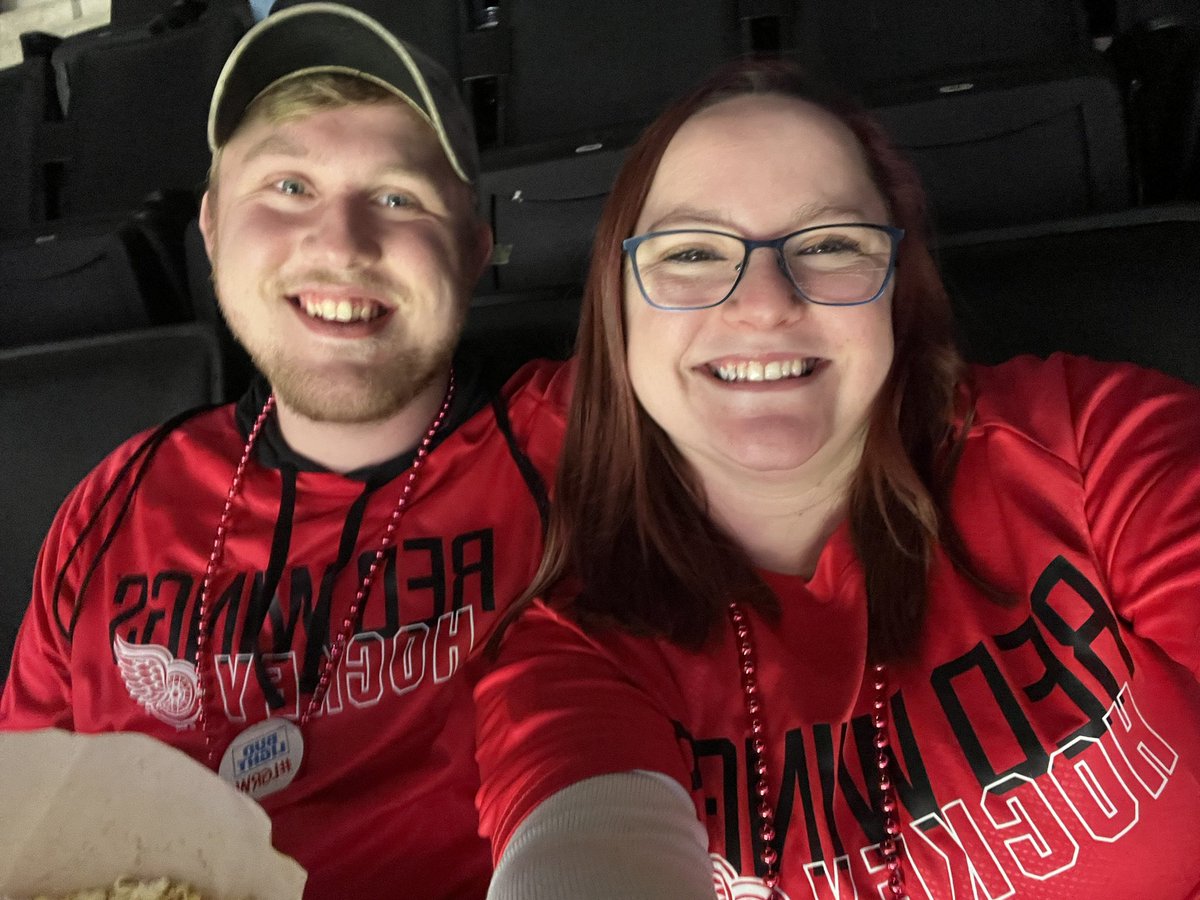 karleylesage's tweet photo. #LGRW https://t.co/x26KocQrm7