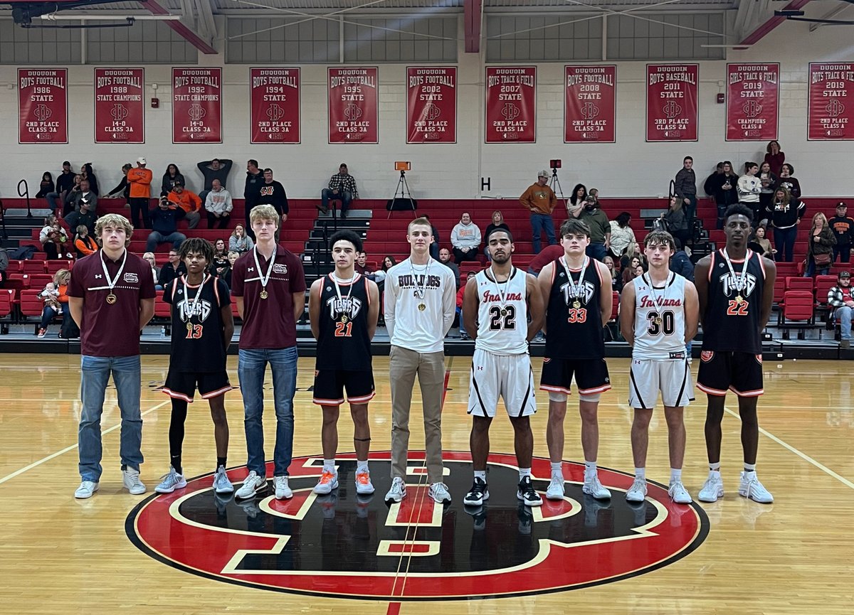 duquoinindians1's tweet photo. Congratulations to our DuQuoin Tip-Off All Tournament team sponsored by Prysmian Group! https://t.co/SA217p0sOV