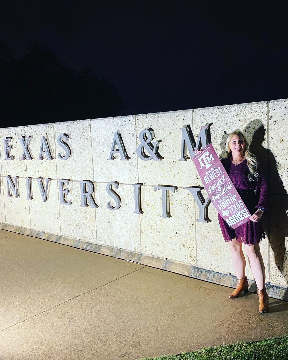 rainey128's tweet photo. I’ve been waiting for 30 years to be able to say this!😍👍🏼❤️ #aggiebound #TAMU #futureformeraggie https://t.co/P1lvY7oCV0