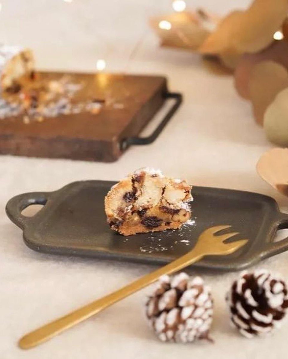 今日は12:00〜
『LOTA.bagle』の
ベーグルが並びます🥯

お天気もこんななので
町内の方もきっと
慌てずに
お買い物できると
思います

ぜひいらしてみて
ください☕️

#YadoriK