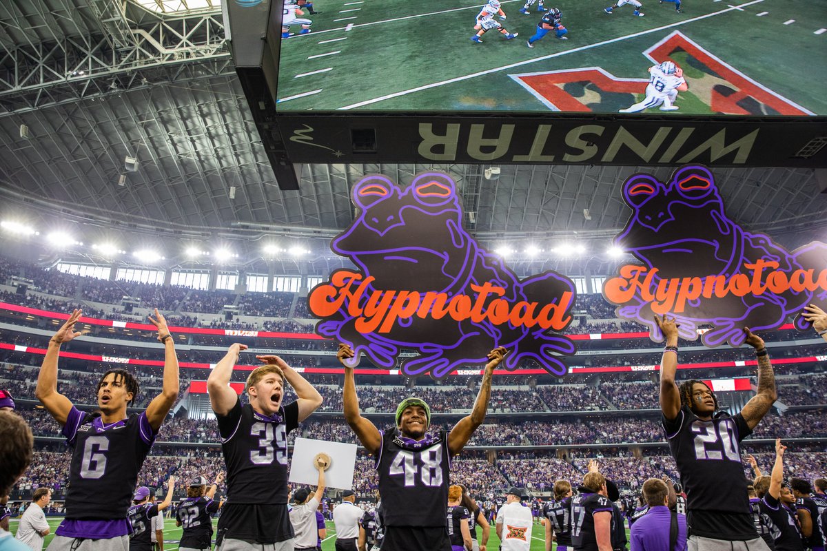 TCU's tweet photo. This team has it all - guts, determination, class, heart and talent. We are SO PROUD of you, @TCUFootball! You fought hard today. It's been an incredible season, and we're not done yet. Give 'em hell, TCU! #GoFrogs https://t.co/rwdc59uhoC