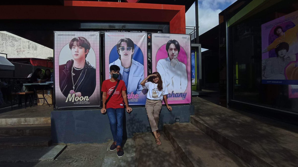 edbadiana's tweet photo. Happy Birthday Kim Seokjin💜🎂
#JINDAY 
#HappyJINday 
#BTSJIN 
#JinDay2022 https://t.co/xwhzqIobxo