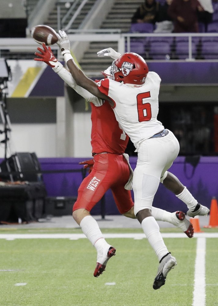 Eriks_Photos's tweet photo. And your Elk River Elks are State Champions!!!   @ElkRiverElksFB @ISD728 @Elk_River_Elks https://t.co/1se4cALAiU
