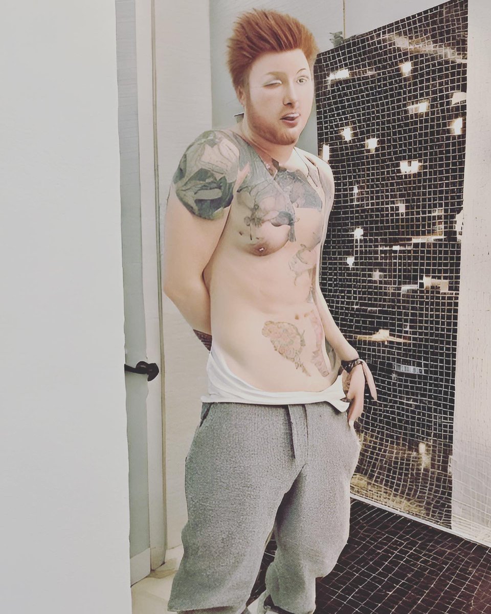 scottysire on Twitter: "that ai generator app did me dirty"