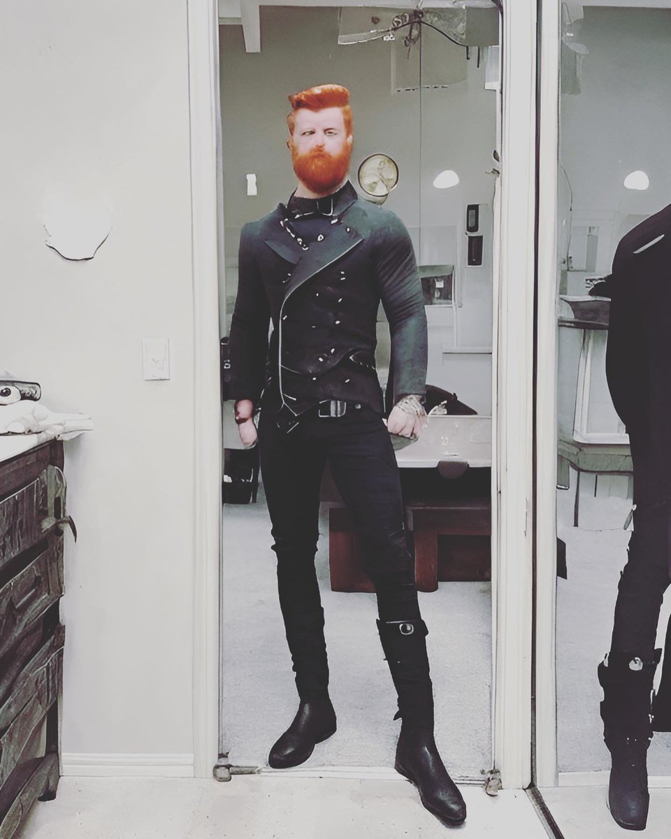 scottysire on Twitter: "that ai generator app did me dirty"
