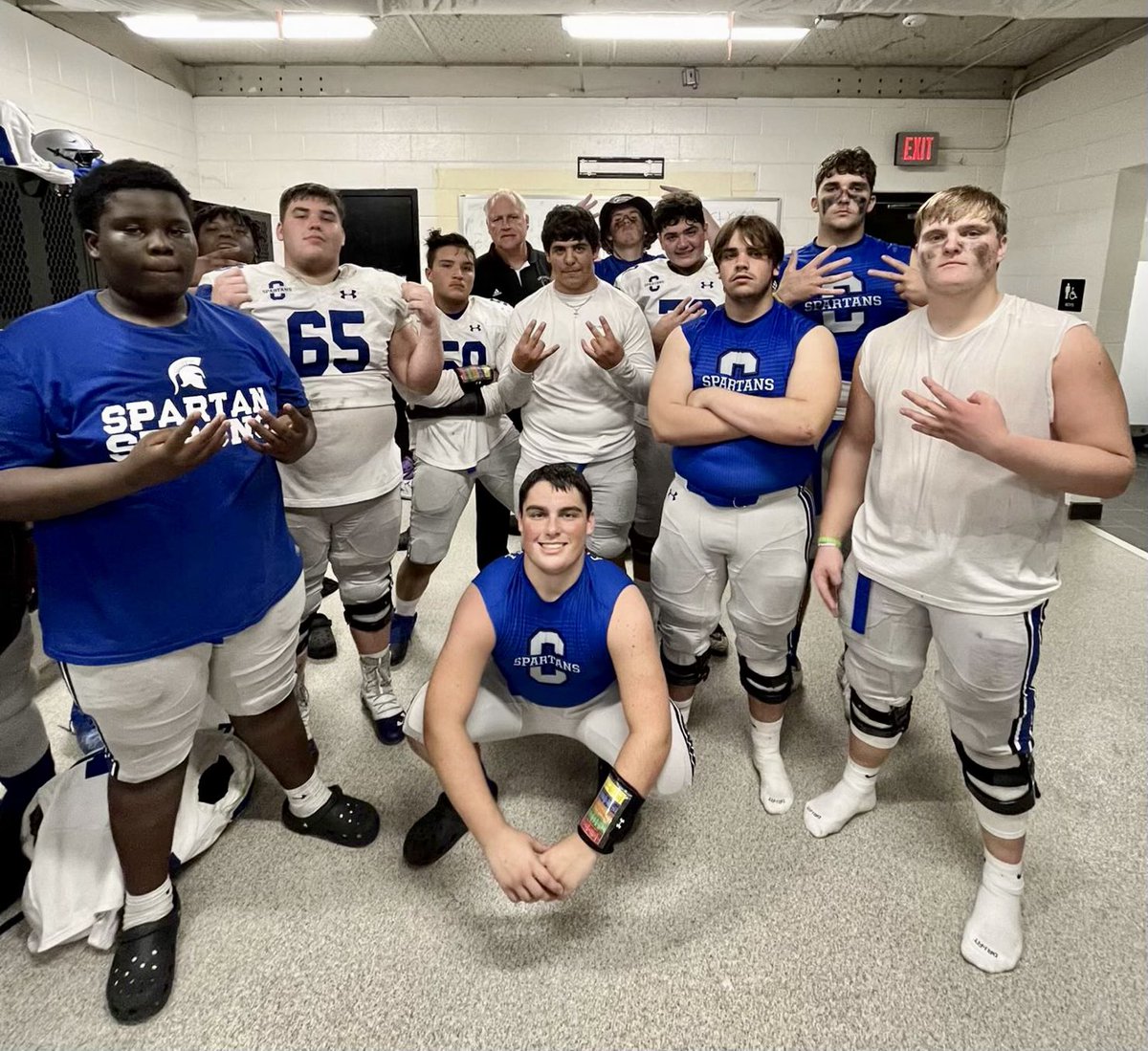moffatt_grant's tweet photo. Well we didn’t get the out come we wanted but I can truly say me and the Spartans left it out on the field. I couldn’t have had a better group of coaches and teammates in high school I am truly blessed to always be a SPARTAN💙🖤 https://t.co/FAa4e0SugU