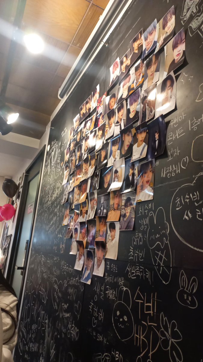 Queen071028's tweet photo. 하이준 왔어요....!!!
애기모아 생카까지 성공적이게 왔습니당!! https://t.co/ggYacAlGtb