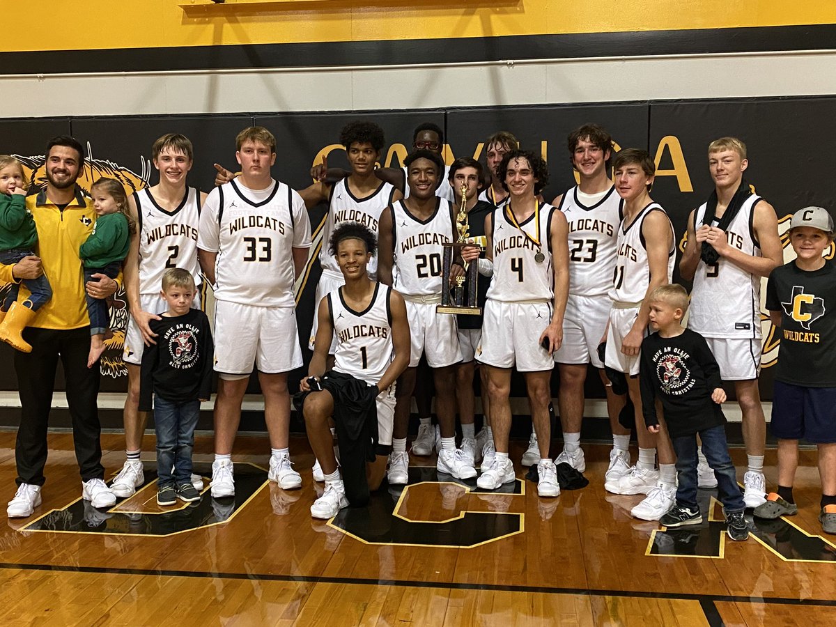 CayugaBBall's tweet photo. From losing 24-51 the first game of the year, to grinding out a 35-34 win against the same GOOD Neches team! YOUR Cayuga Wildcats are champions of the first ever Cayuga Holiday Hoops Classic! Proud of every single one of our guys! #OurWay @juwandlee https://t.co/LE4DcdL54U