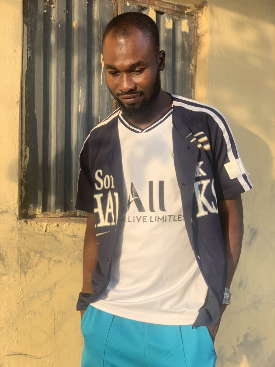 abuyayale1's tweet photo. Kilofe, oti"pariwo https://t.co/Nf7KqZeC0I