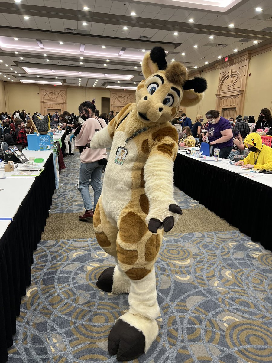 <a href="/giraffeagiraffe/">Giraffe the Giraffe</a> at MFF! Thanks for letting me take a pic! ❤️🦒