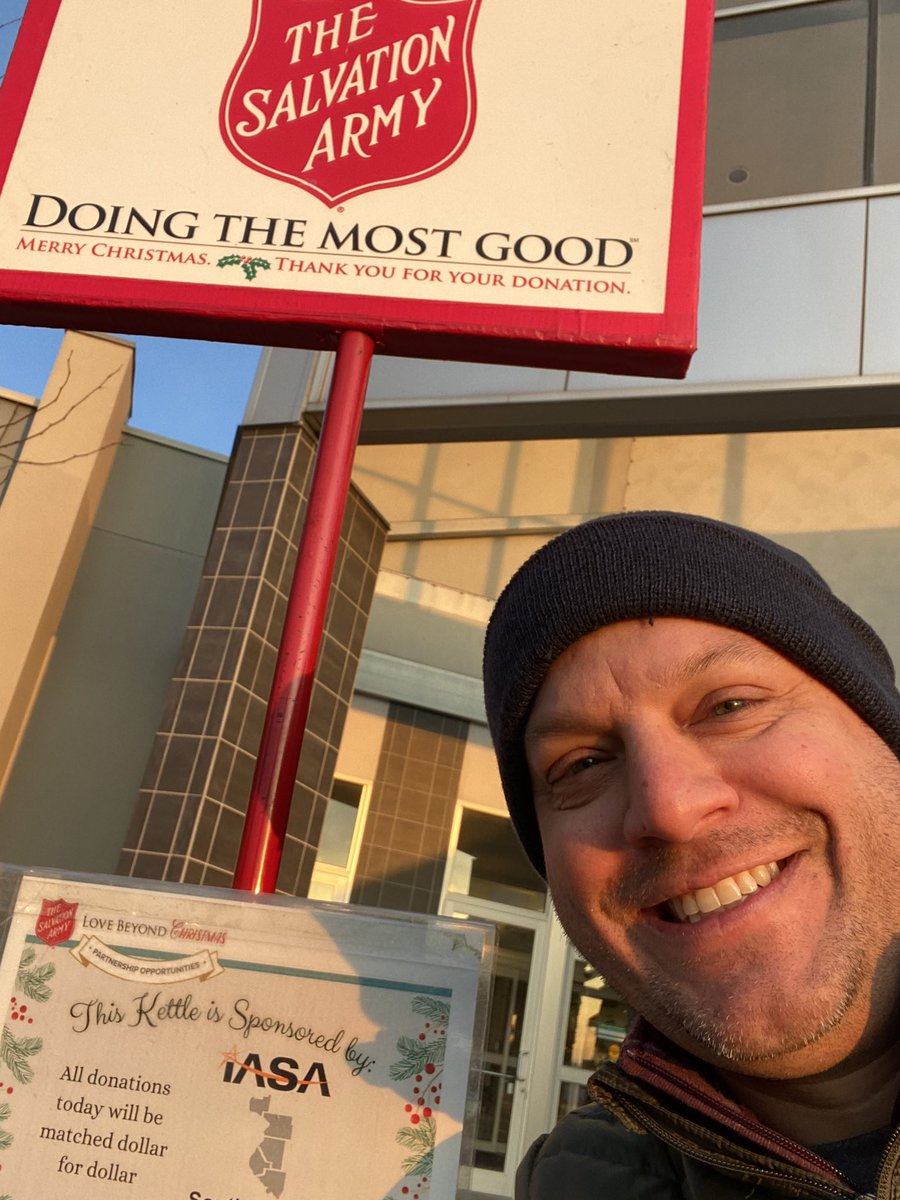 Had a blast ringing bells for the <a href="/salvationarmy/">The Salvation Army</a> with this crew tonight. Got a bit chilly but all for a good cause. #swiasa