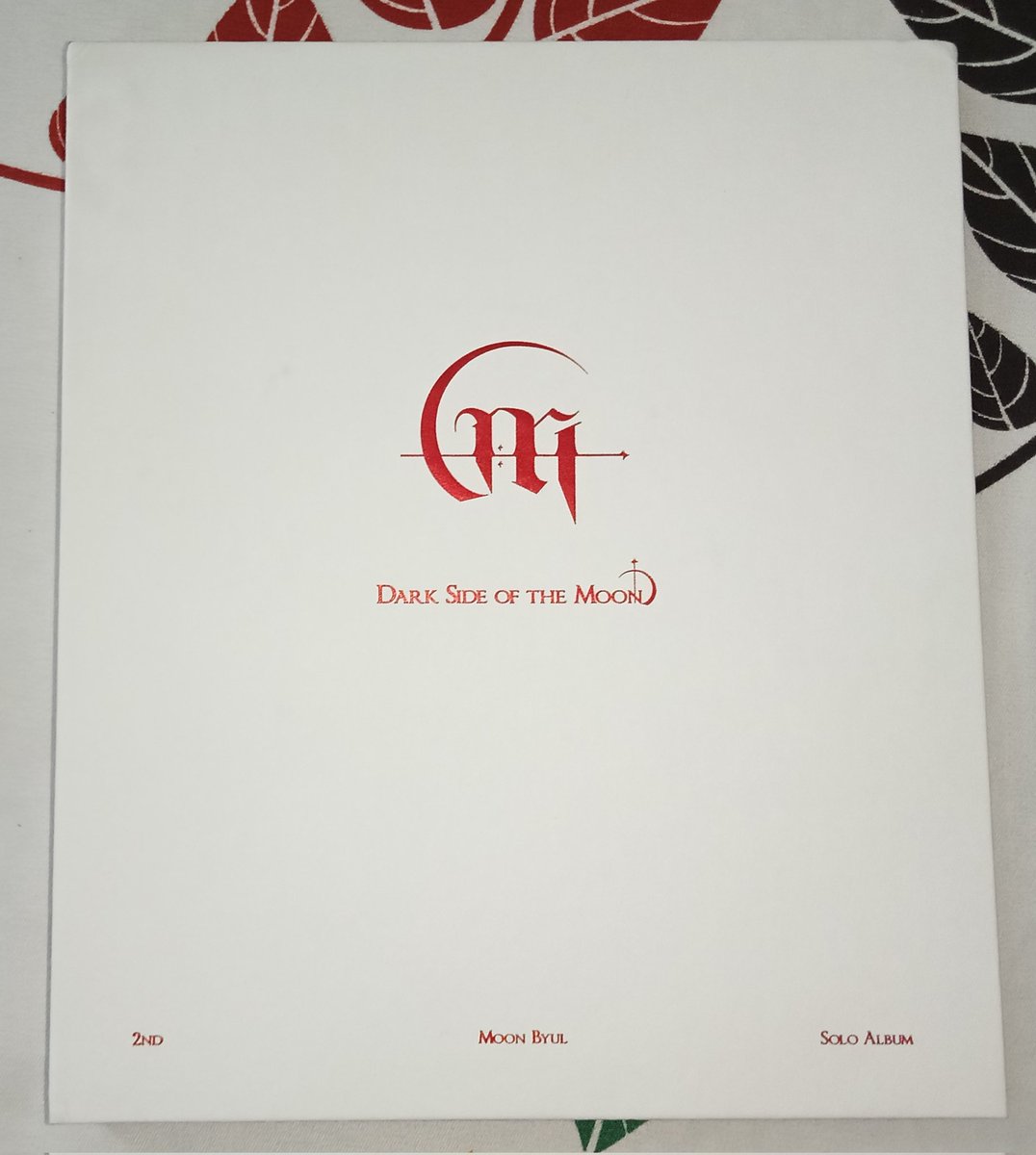 HIPShopp's tweet photo. WTS | LFB | PH
Unsealed Dark Side of the Moon

MAMAMOO Moonbyul https://t.co/ykjtaE1QJ4