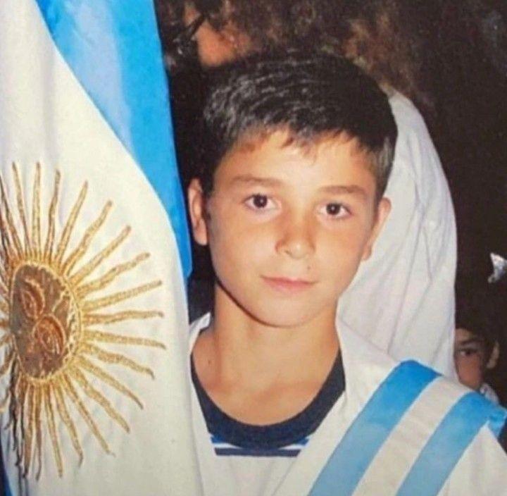 Sebass_GZ22's tweet image. Comparte este Julian Alvarez abanderado para seguir pasando de ronda y que la meta.