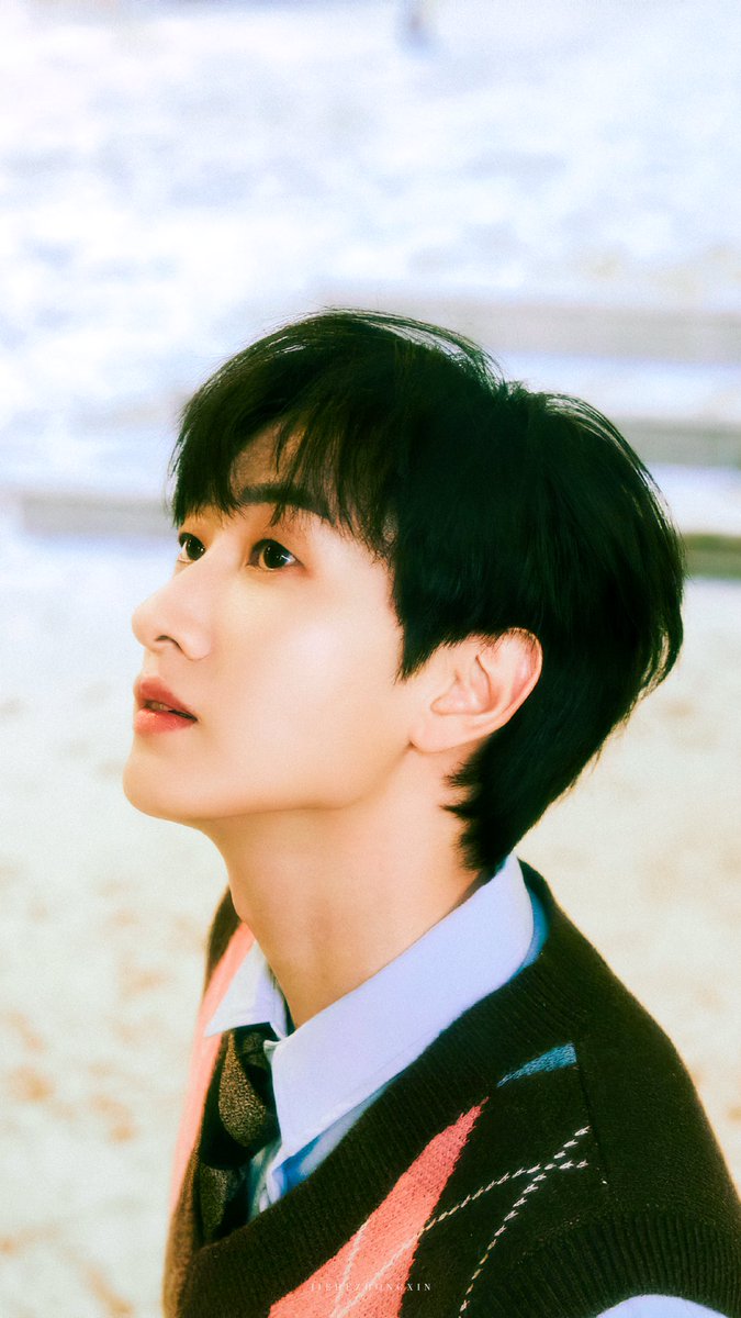 JHZX_0404's tweet photo. 🍂#은혁 #EUNHYUK https://t.co/P8d5tu7Tjj