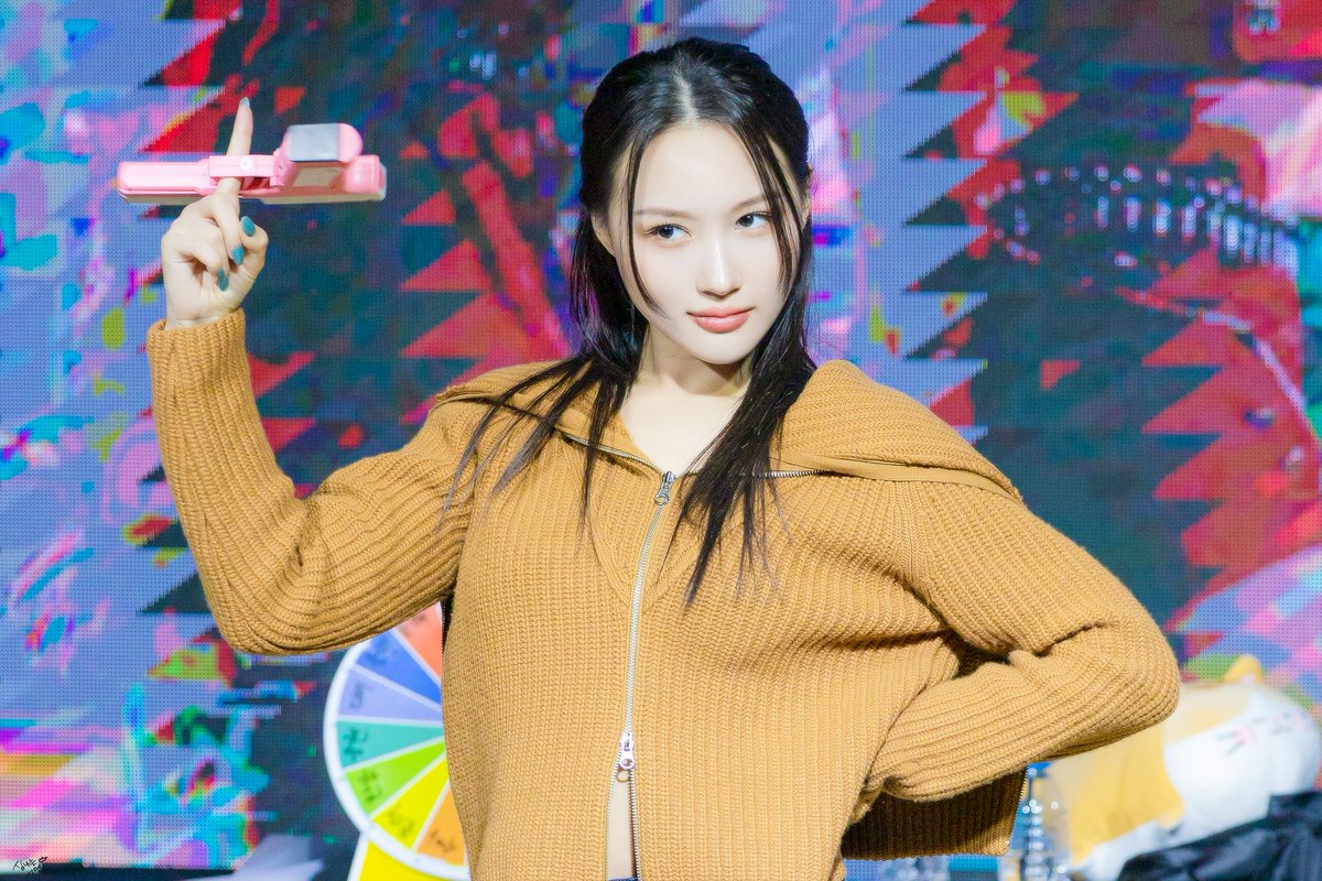 221203
#시연 #SIYEON #드림캐쳐 #Dreamcatcher