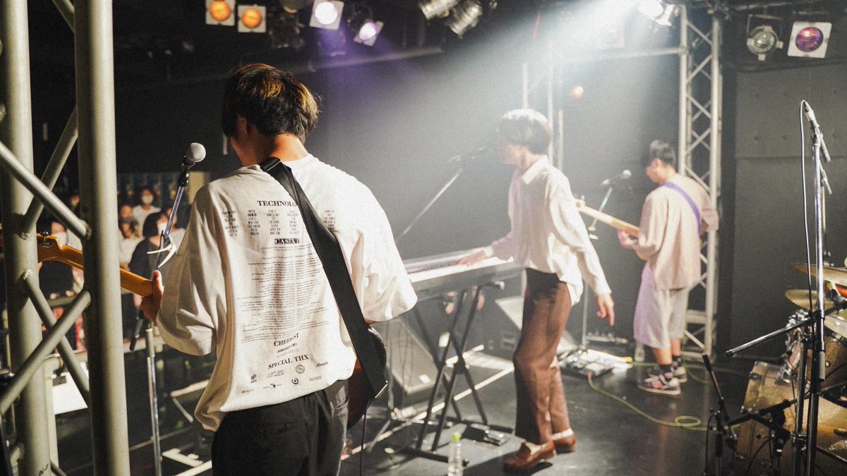 niiche_band's tweet photo. 《ライブ配信》
本日のワンマン公演"カンブリア大爆発"の配信チケットも販売しております。
会場に来れない方はぜひコチラからご覧ください🐯
(1ヶ月間アーカイブ視聴可能)

https://t.co/ZHe5AFORG1 https://t.co/nzs6Jka45E