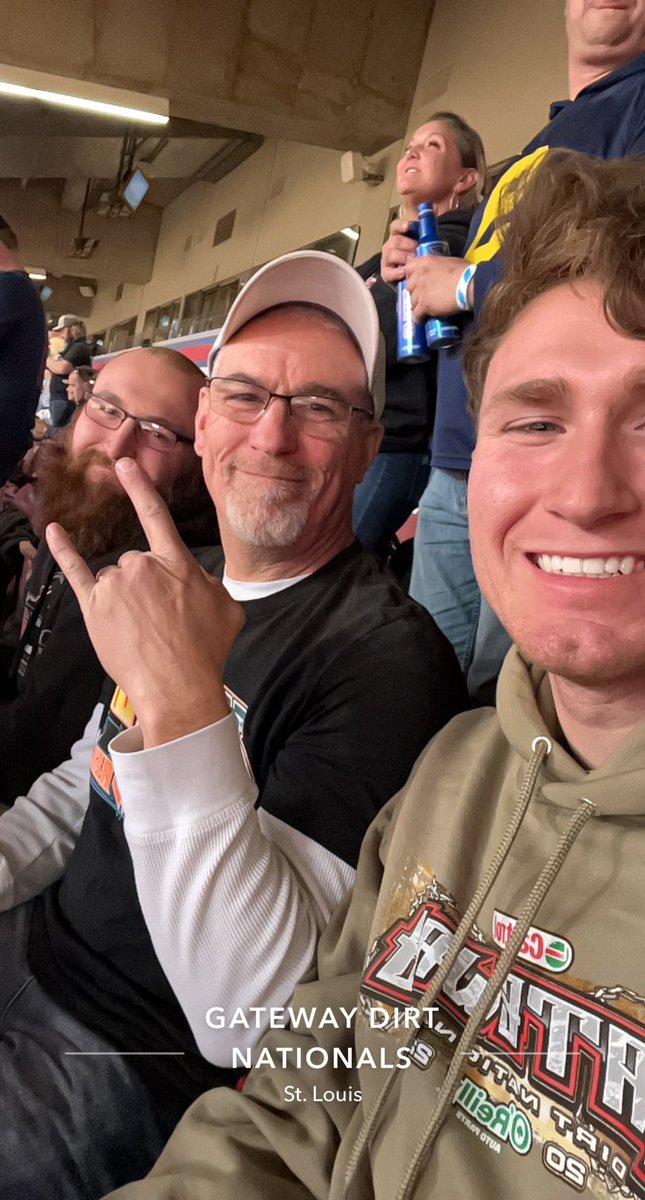 Alleslick's tweet photo. Ready!!!! #DirtInDecember https://t.co/uv519lVjVM