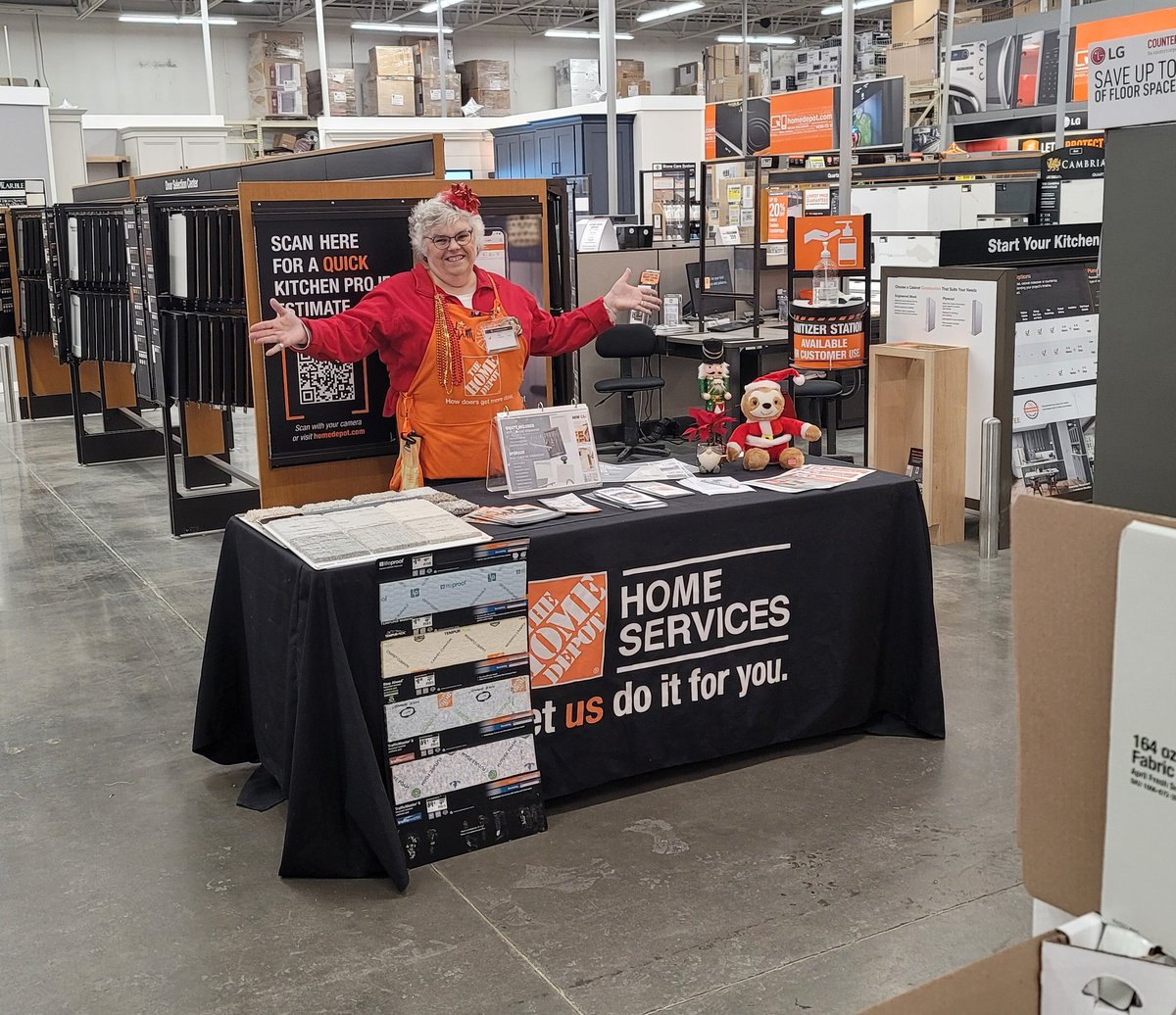 Having fun and driving our business at The Grove!!! <a href="/JenLien34/">Jennifer Lien</a> <a href="/john_haussner/">John Haussner</a> <a href="/JosephDepot/">Joseph Snethen</a> <a href="/BurroughsPaul/">Paul Burroughs</a>