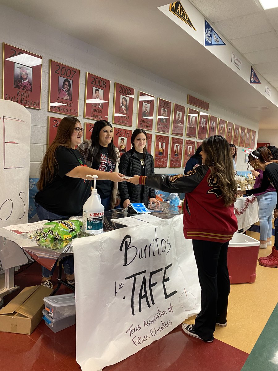 Burritos with TAFE at the El Dorado winter fest was a success😋🌯