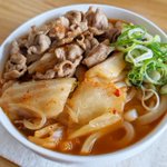 寒い日のメニューにもぴったりそう!豚キムチ×うどんレシピ!