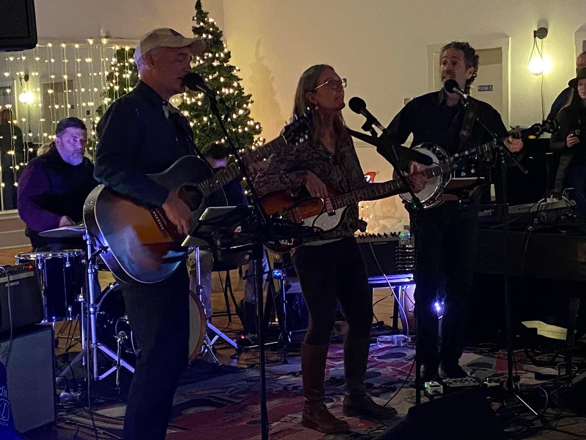 We loved the <a href="/pattersonhood/">Patterson Hood</a> show at <a href="/Center4ArtHomer/">Center for the Arts</a> and LOVED having the chance to play in the Community Room before the show.