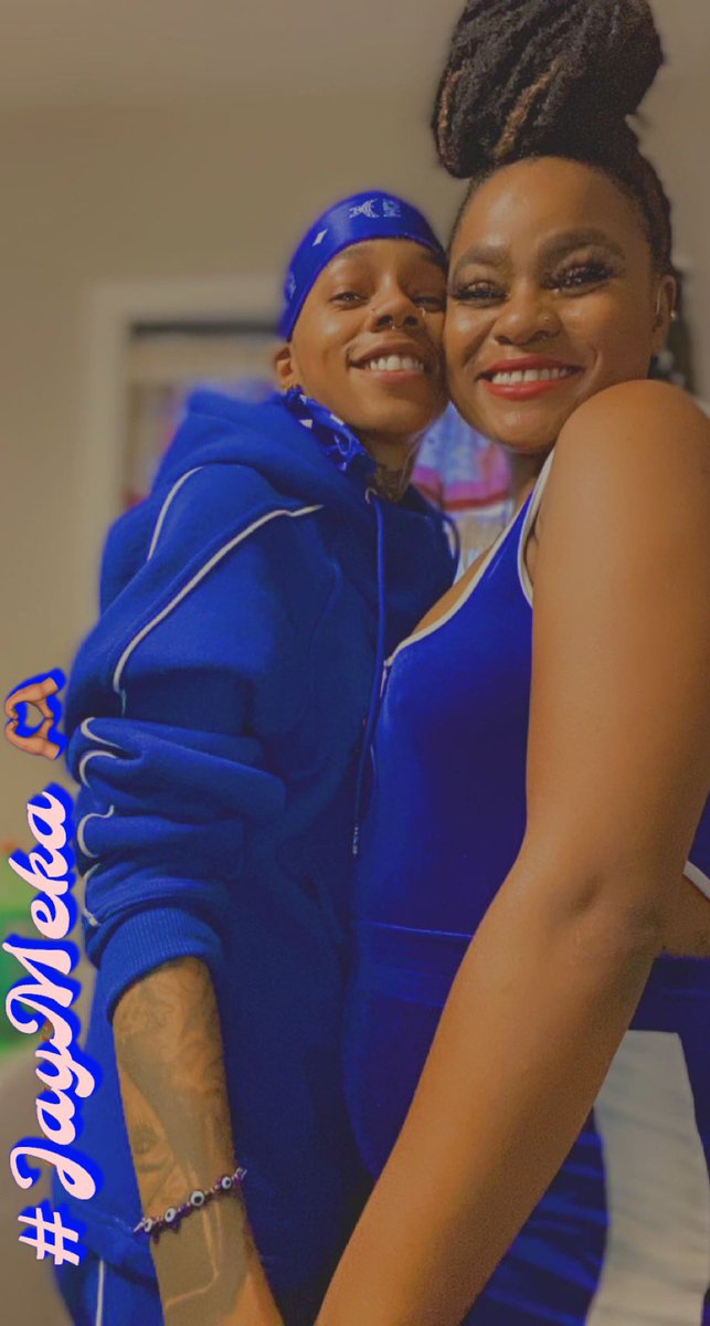theDuragGawdd's tweet photo. six years ago on this day i met this woman ππ» and i KNEW she was the woman i was meant to be with π
it was love at first sight for me took her a couple months & look at us now π«Άπ½
#JayMeka βΎοΈ #Meetaversary π #6YearsLater π #TheBlueprint π₯Ά
π¦ https://t.co/uyUY1LzO99