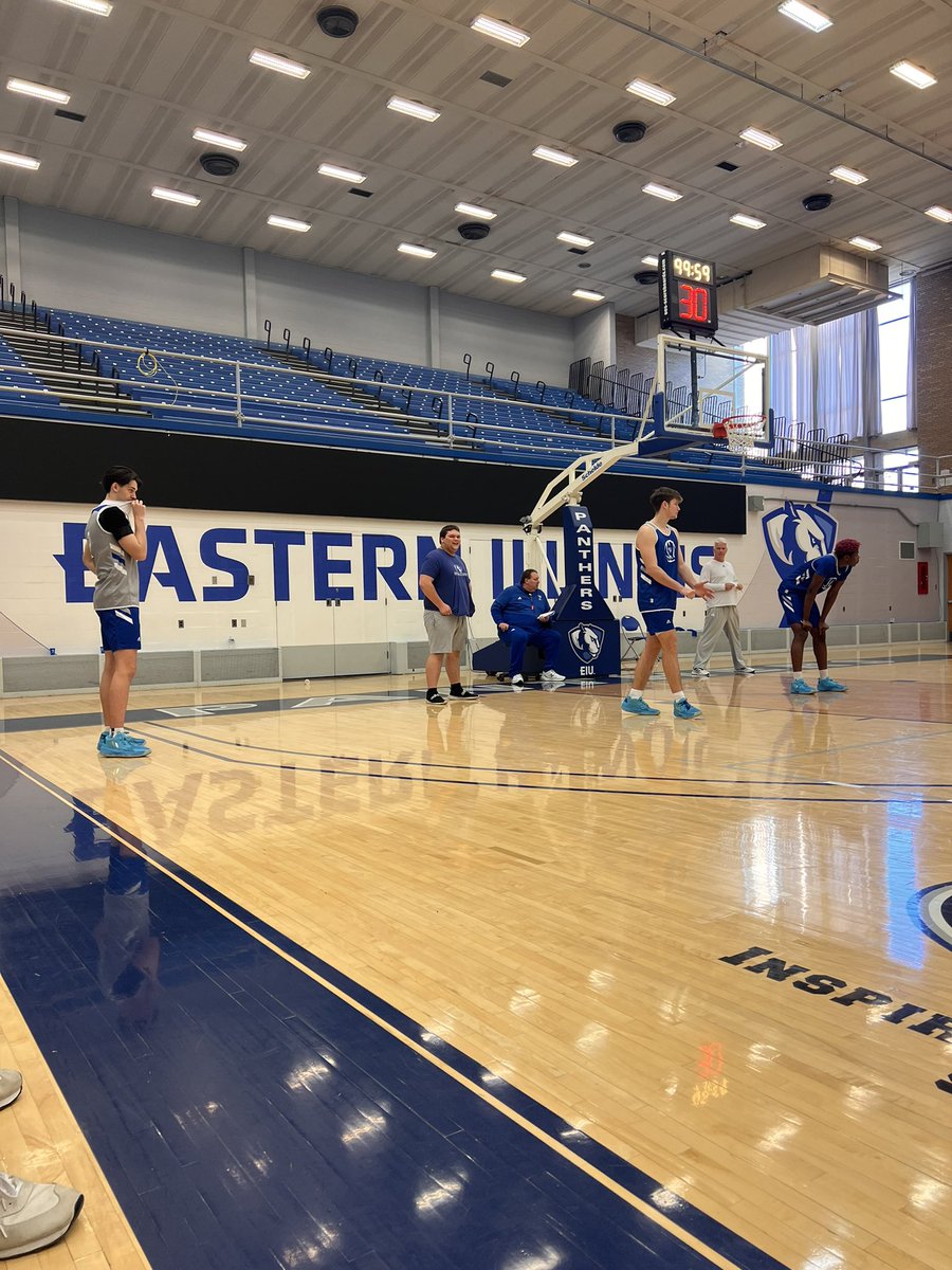 EIU Basketball Managers tweet media