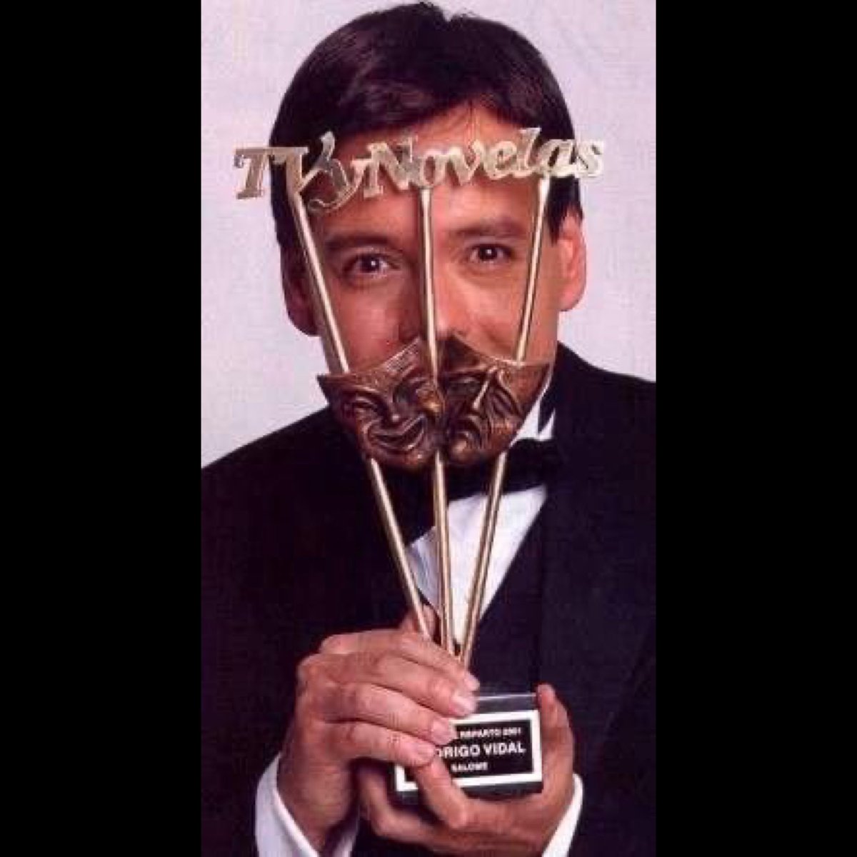 stunnaclips's tweet photo. Mejor actor de reparto - Salomé
Grandes recuerdos y grandes momentos, gracias por tanto familia ❣️
#soyrodrigovidal #rodrigovidal #actor #productor #director #Salomé #premio #actordereparto #ganador https://t.co/E27hXxrZT5