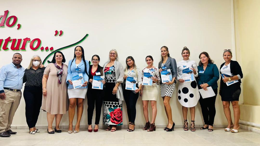 Oscar_CubaTSP's tweet photo. #Hoy se realizó el III Encuentro sobre Derecho Notarial  convocado por la Unidad Notarial Docente de @UNICACu. Excelente análisis de temas de actualidad: oportunidad para @CubaMinjus representado por @PilarCubaMinjus @olguitaperez64. Gracias @Marla_Iris_, @FctGallardo  y a todos https://t.co/0ze2CBiKDf