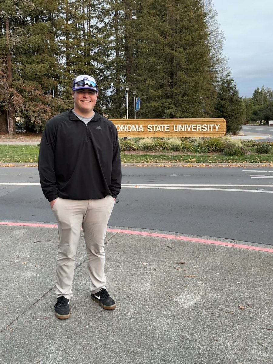 JacksonTakahas2's tweet photo. Thank you @sonoma_state and Coach Goelz for a great experience on my first recruiting trip.  And thanks for posing for a picture with us, Coach Hes. https://t.co/5HL1XEgDvQ