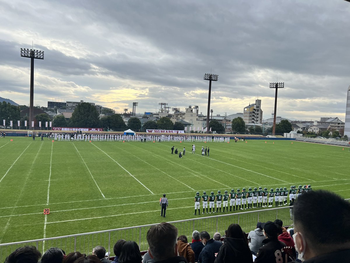 bigbears_live's tweet image. 全国大会準決勝　早稲田大学vs東北大学　早稲田のreceiveでkick off