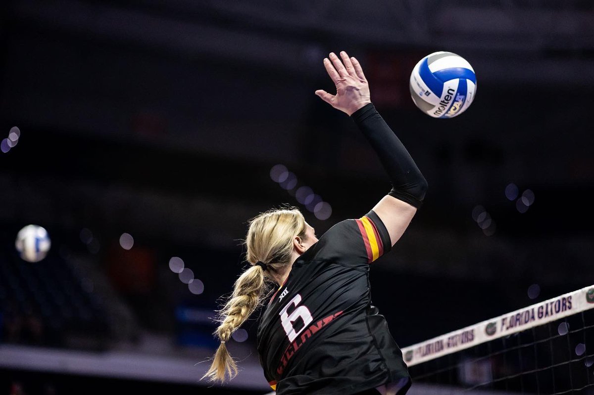 CycloneVB's tweet photo. A season to remember. 

🔗 https://t.co/nBrDX8l3pH // #RiseAbove https://t.co/7nmJTBpnVH