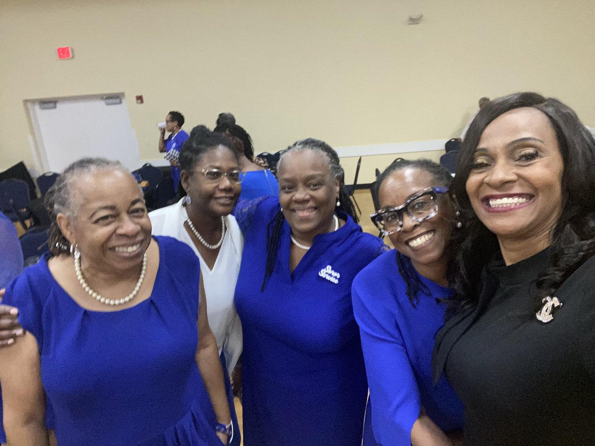 It was a delight to see a few of my favorite ladies of Zeta Phi Beta Sorority Incorporated today! @AnitaTaylor_