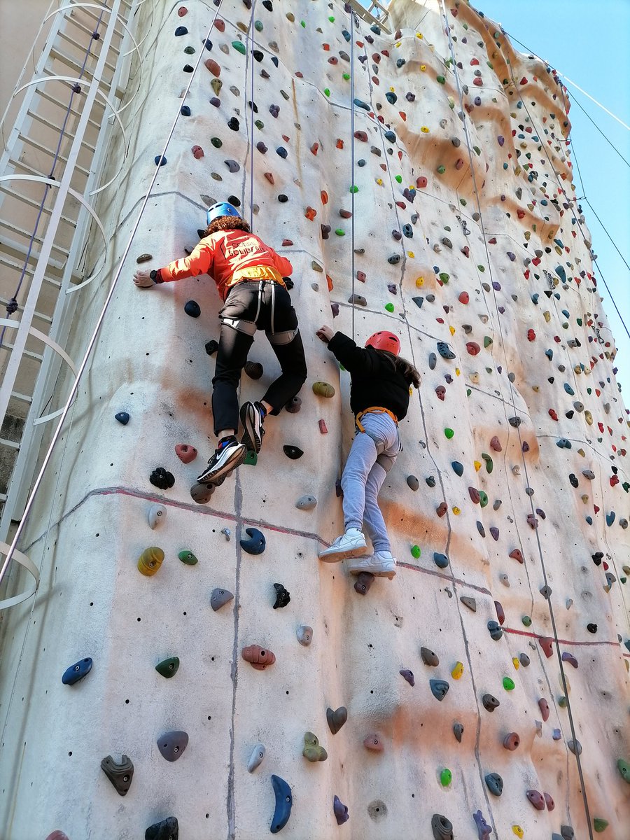 11 Dec us esperem a #CanMercader
Per col·laborar amb <a href="/la_marato/">La Marató de 3Cat</a> @tv3  per la Cardiopatía 
Caminada Popular, curses infantils, rocòdrom, Botifarrada,zumba, Recollida joguines.. 
#BUMBUM
#Lamaratosemprebatega❤️
<a href="/BcnVoluntaria/">Barcelona Voluntaria</a> @esportscornella +Mec <a href="/MartiDerm/">MartiDerm</a> inscribirme.com/corresolidaris…