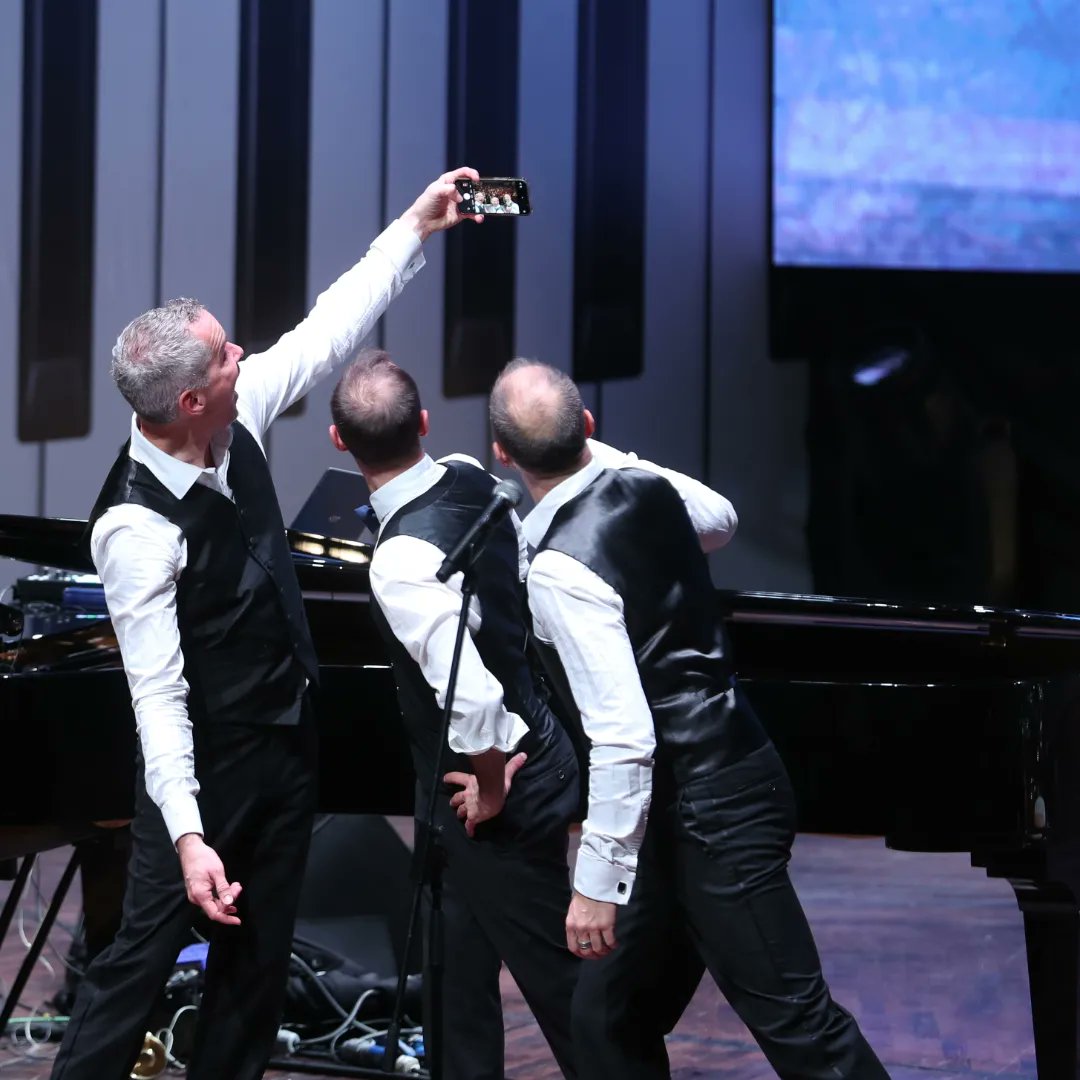 apfsocial's tweet photo. #22UluslararasıAntalyaPiyanoFestivali’nin ilk akşamında Pianotainment’ın usta elleri Stephen Wehe ve Marcel Dorn AKM’de müzikseverlere olağanüstü bir performans sergiledi…🎹🎶
@pianotainment
#APF22 #Piano #Pianotainment https://t.co/e0VUULOipD