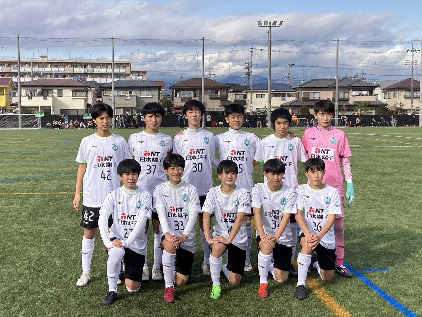 湘南ベルマーレ Pa Twitter アカデミー情報 U 15関東リーグ2部参入戦が行われ 湘南ベルマーレu 15eastがwingsと対戦 延長戦まで戦い1 1で終了 Pk戦10 9で勝利 関東リーグ2部昇格が決定しました U 15eastのu 15が県1部リーグで優勝し レギュレーション