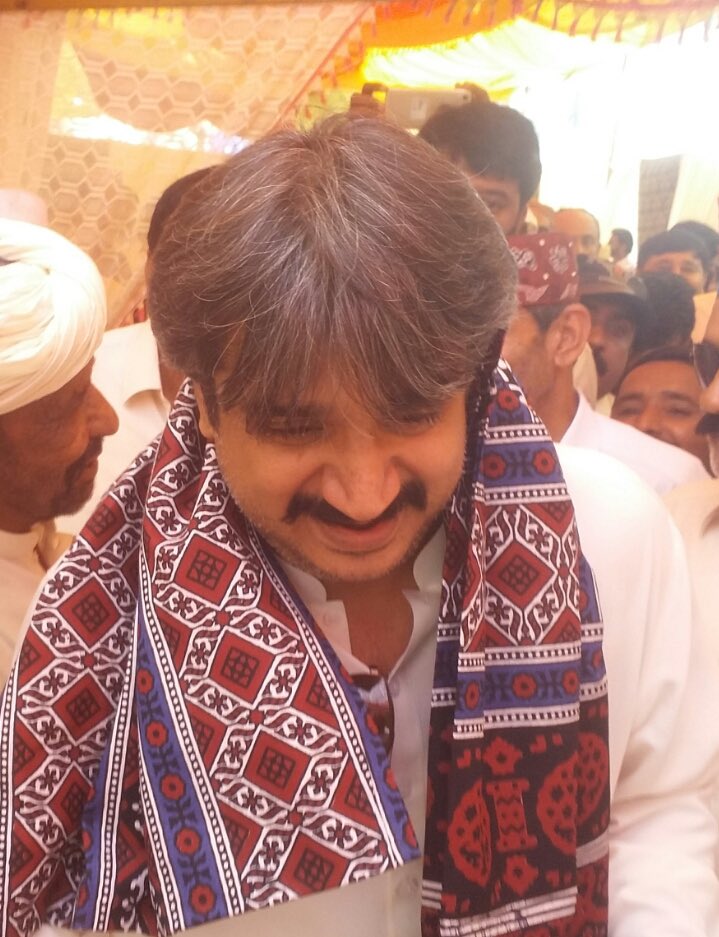 awais_shah01's tweet image. جيئي سنڌ جيئي سنڌ وارا جيئن سنڌ ٽوپي اجرڪ وارا جيئن۔