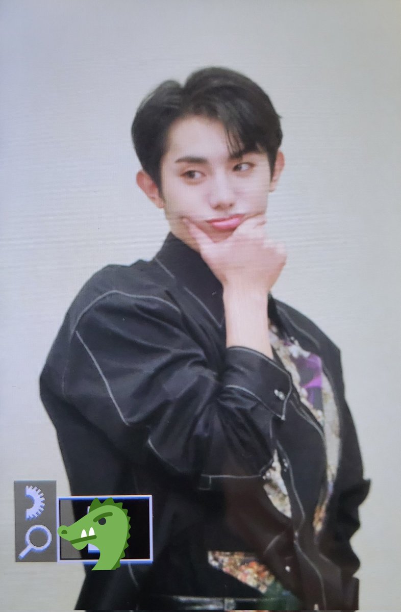 Mireu_330's tweet photo. 221204

#OnlyOneOf #온리원오브  #밀 #Mill 
#이용수 #섹시가이용수   @onlyoneofmember @OnlyOneOf_twt https://t.co/VR8ir23aTQ