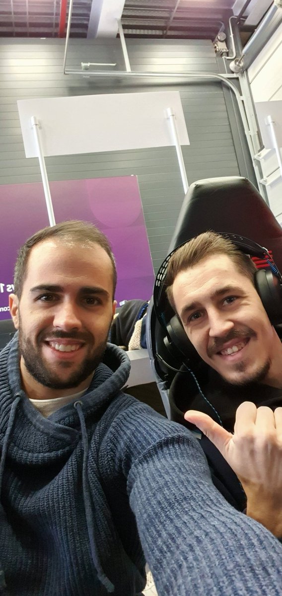 Empezamos las #LEGION6H en la #VolRace junto a <a href="/KristianK_93/">Kristian Kwietniewski</a> representando a todo el @GPTwF1 #GPTwitter.

No vamos tan mal 😅