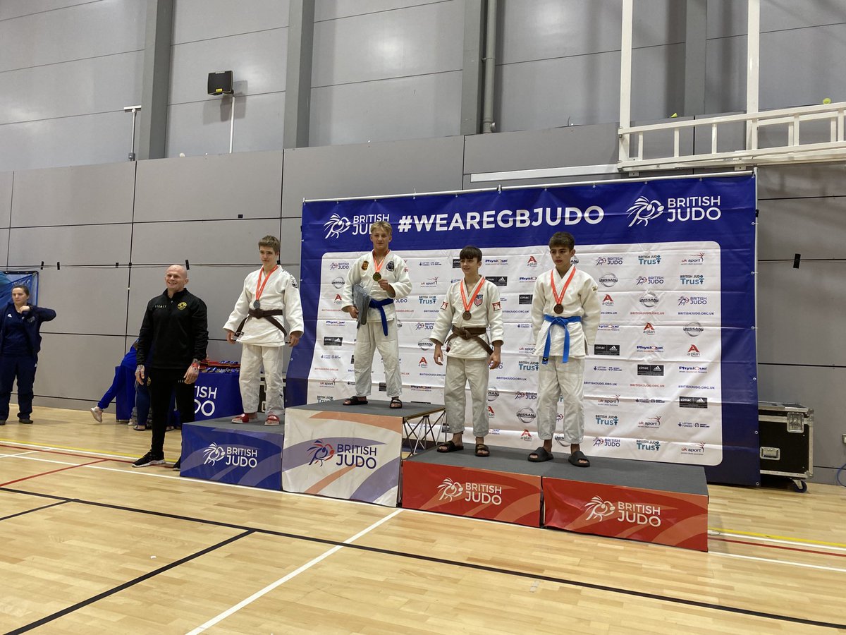 samdugdale1's tweet photo. Nice Finish to the year regarding Fred’s Judo,
English Champion earlier this year London, then Gold in Sheffield yesterday at the British Championships beating last year‘s winner in the final, a Welsh kid that he’s never beat.
Absolutely buzzing,
GBR 🇬🇧 No1 now also. https://t.co/1J8q9IvlcX