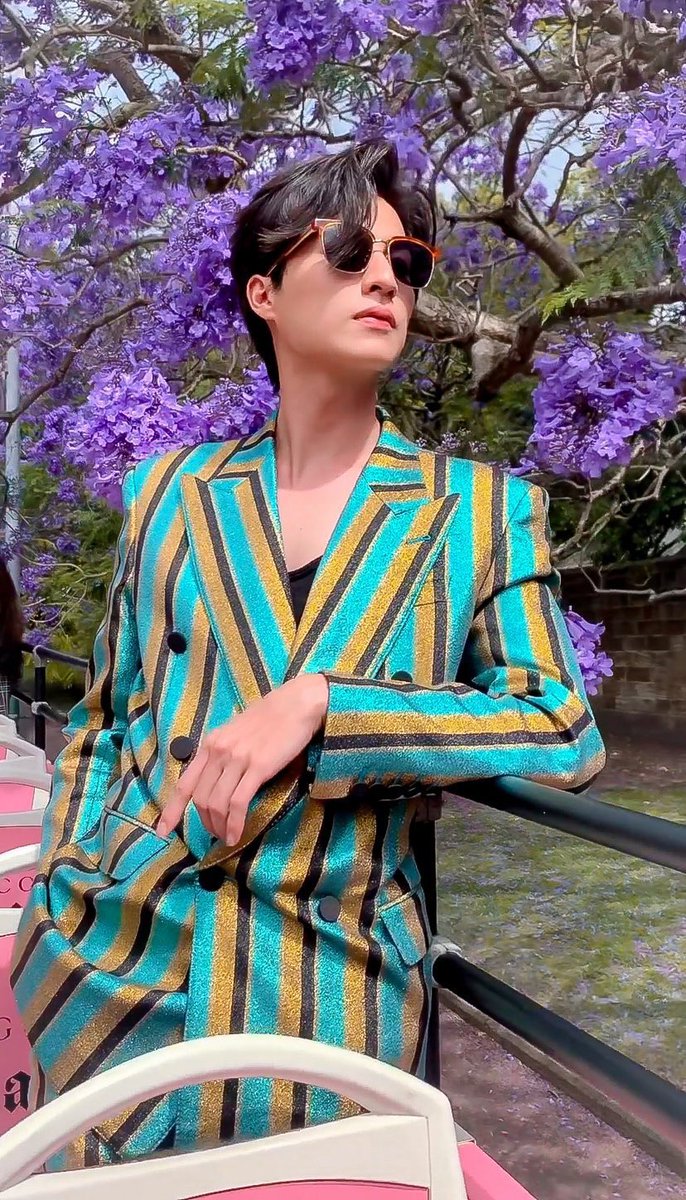 Maymay_099's tweet photo. 🎂สุขสันต์วันเกิดนะค้าบพี่กลัฟ ขอให้หนูมีความสุขมากๆ ประสบความสําเร็จในทุกเรื่องที่อยากทำ มีคนรักเพิ่มขึ้นๆทุกวัน รักนะค้าบ 😍🎉 #25thHAPPYGULFDAY #GulfKanawaut cr.🙏🏻📸 https://t.co/tiNtvVM91g