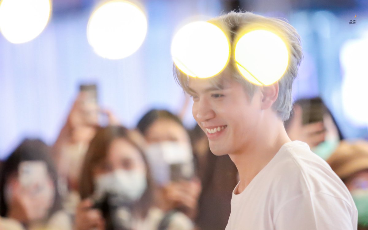 noonmoon *🌙. - tweet media