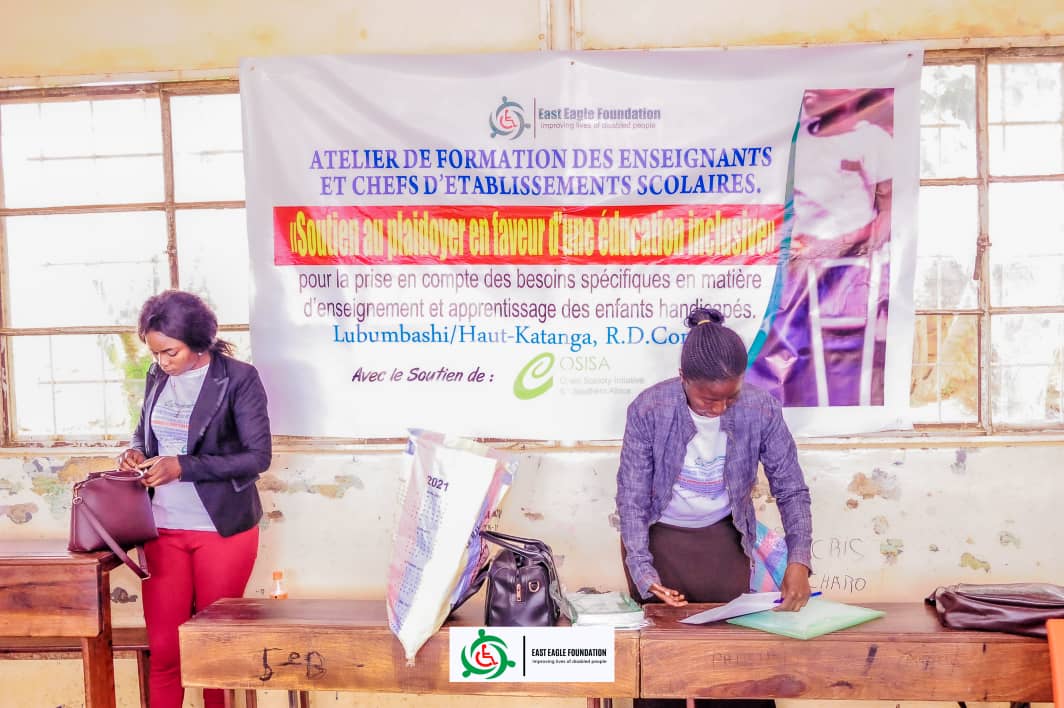 eefint's tweet photo. A l'occasion de la Journée Internationale des #PVH, nous appelons le #gouvernement Congolais à mettre en œuvre des mesures concrètes pour assurer le respect des #droits des personnes #handicapées en #RDC, spécialement le droits d'accéder à une #éducation inclusive. https://t.co/DaPfGJbOpp