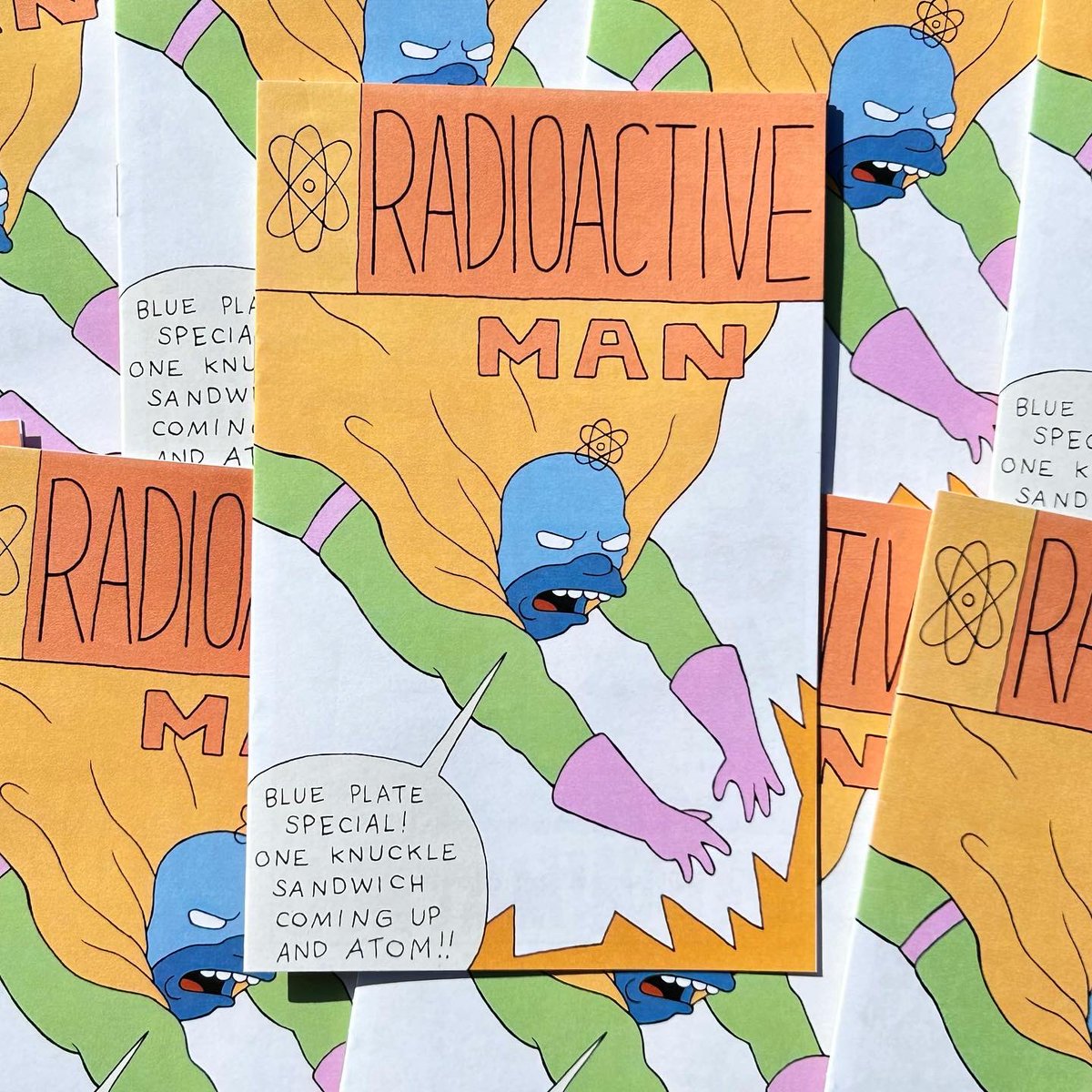 EnzoGarza's tweet photo. Made this cool Radioactive Man comic to accompany the new issue of no, nothing Magazine. 

Basic idea is that back in the 90’s Bongo Comics tried to reboot Radioactive Man into something FRESH and BOLD. Utter failure!

https://t.co/JYt5QE23lo https://t.co/Lz65rto51u