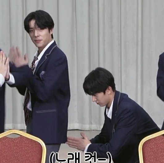 no context heejake (@nocontextheejek) on Twitter photo 