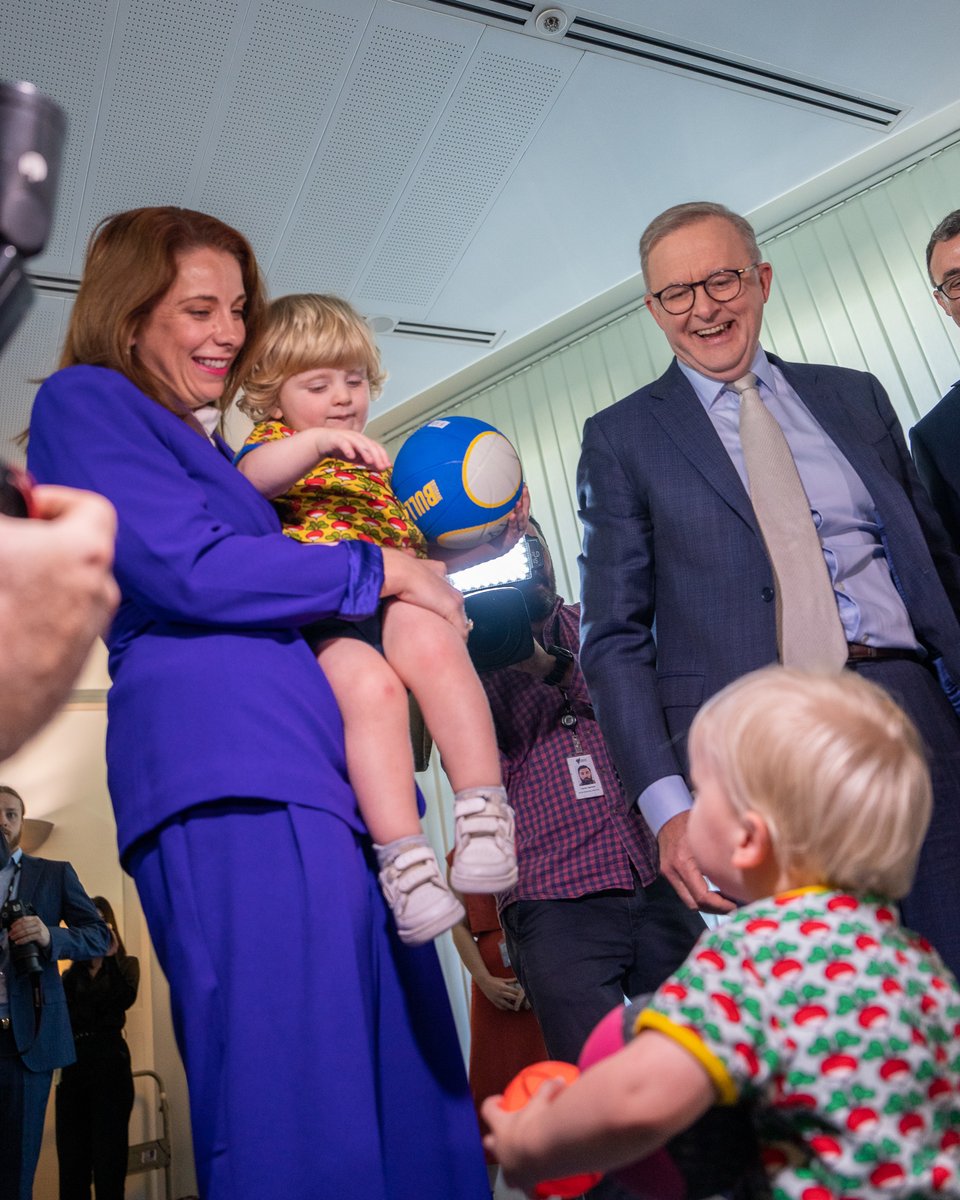 AlboMP's tweet image. Even thought Parliament has risen for the year, we are working hard across all levels of government to provide cost of living relief for Australians. Wishing a happy and safe summer to all.