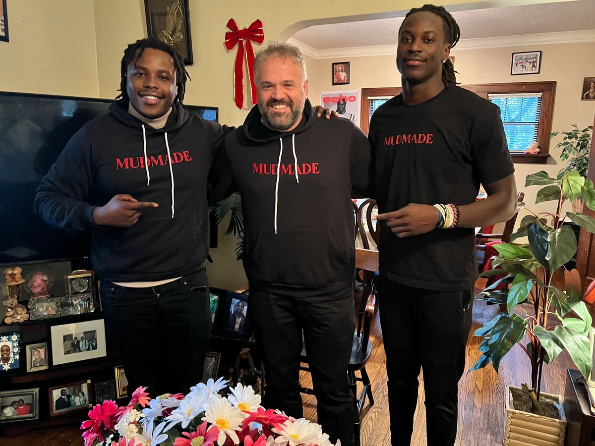 TweetfromChina's tweet photo. Mudmade! New business, new NE coach, Matt Rhule supporting us, where you at?! https://t.co/9d7yvi1MVg