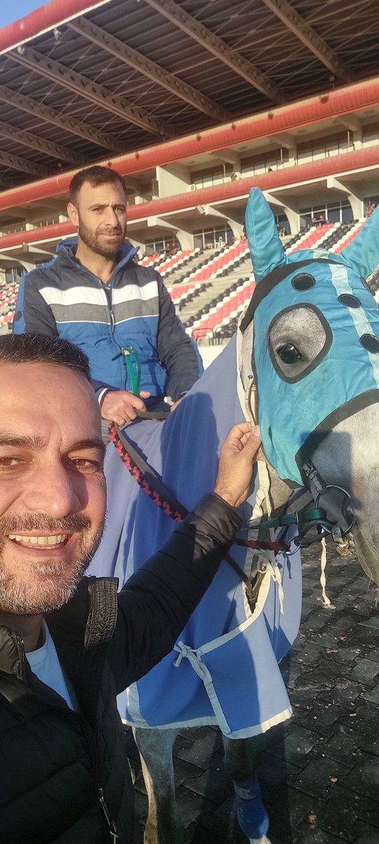 Hayırlı pazarlar. 🤗
<a href="/erkus_sezgin/">Sezgin Erkuş</a>
<a href="/mehmetdiker1903/">MEHMET DİKER</a>
<a href="/mustafa_kaykac/">Mustafa Kaykaç</a>